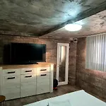 Lazy Lounge דירה