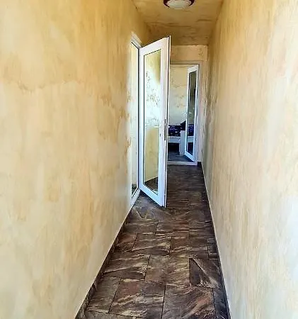 Lazy Lounge マンガリア