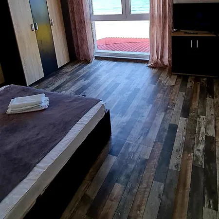 Lazy Lounge